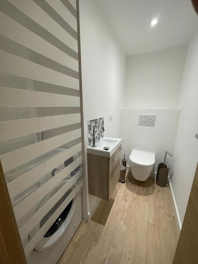 Delille Apartment *